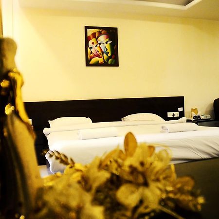 Mohini Royal Hotel Jharsuguda Bagian luar foto