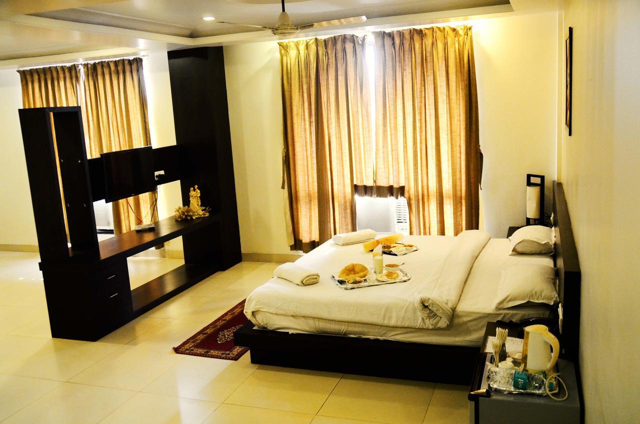 Mohini Royal Hotel Jharsuguda Bagian luar foto